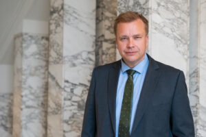 Kansanedustaja Antti Kaikkonen on valittu eduskunnan ulkoasiainvaliokunnan jäseneksi